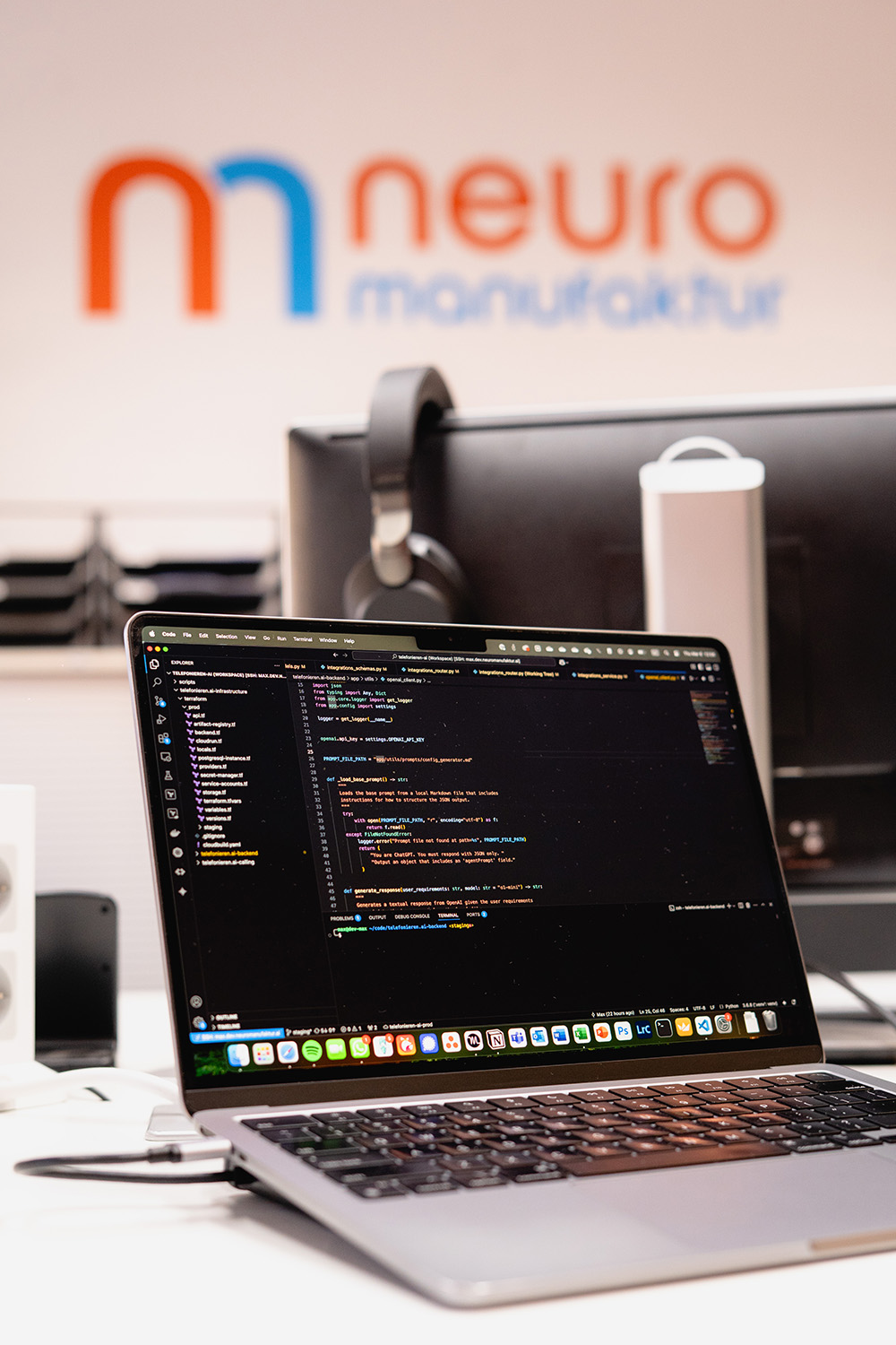 neuromanufaktur Team oder telefonieren.ai Dashboard